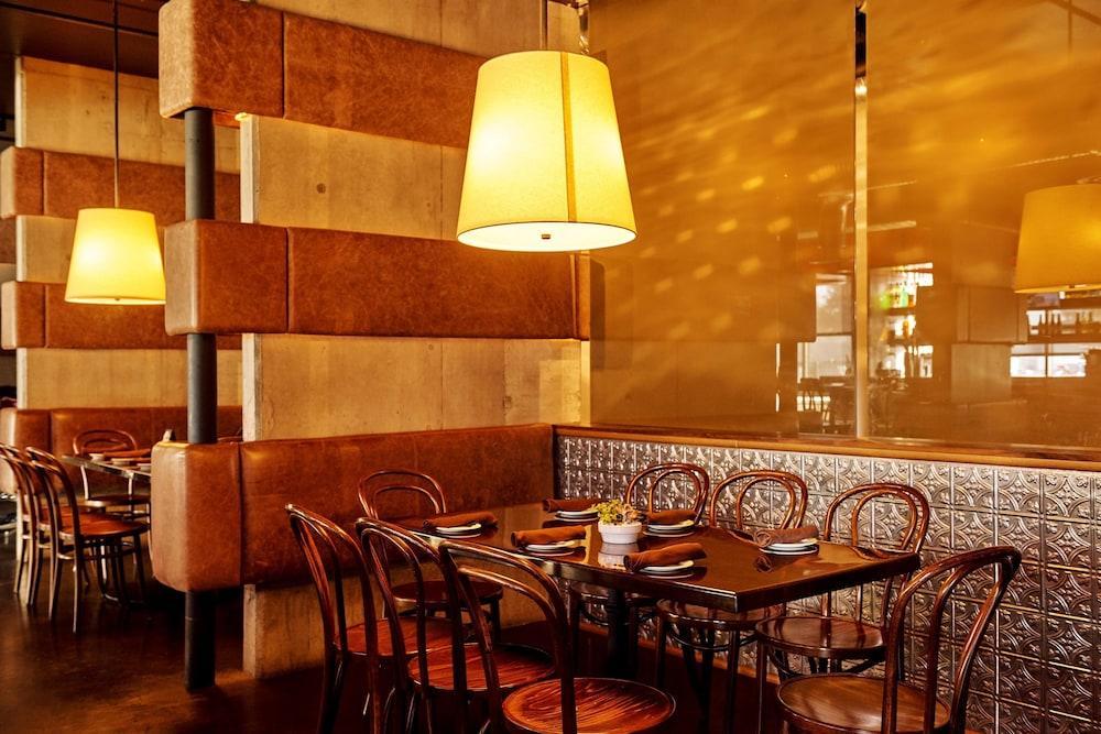 Nylo Las Colinas Hotel, Tapestry Collection By Hilton Irving Exterior foto